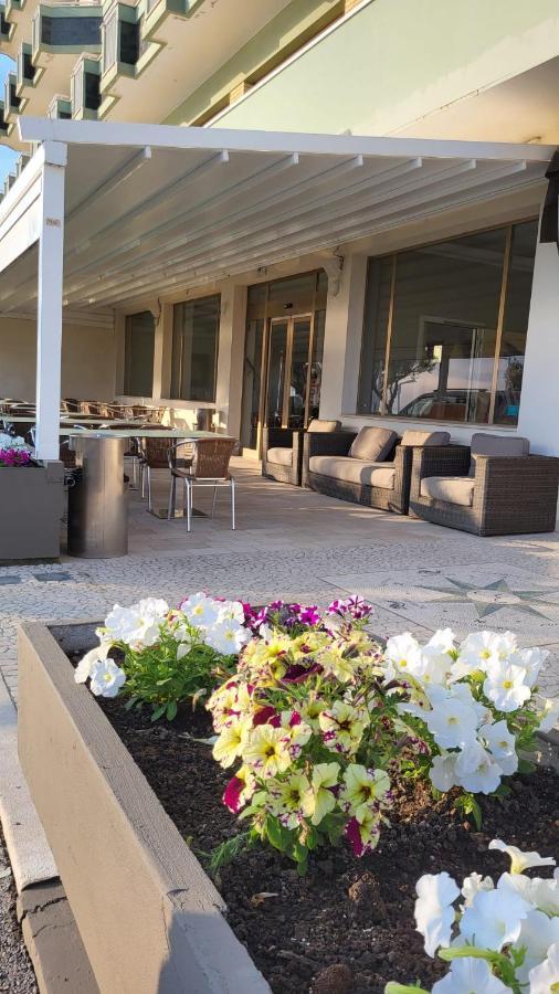 Hotel Metropol Πέζαρο Εξωτερικό φωτογραφία